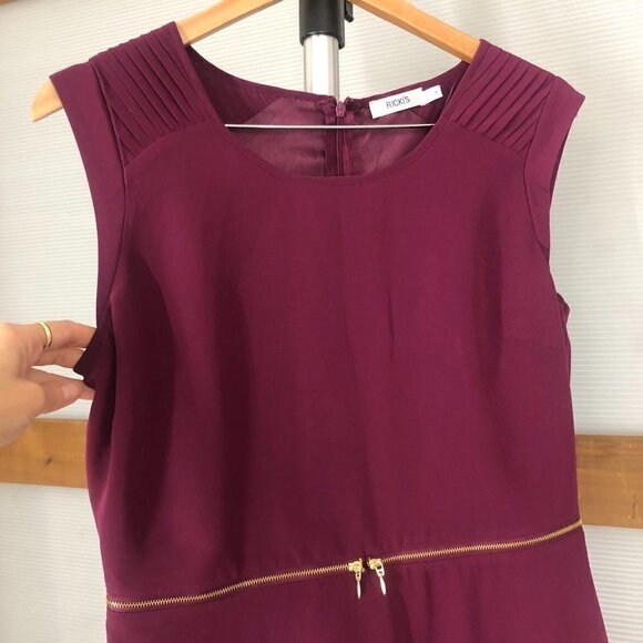 Ricki's Purple‎ Sleeveless Gold Zipper Fit & Flare Dress Sz 8 - Picture 2 of 11